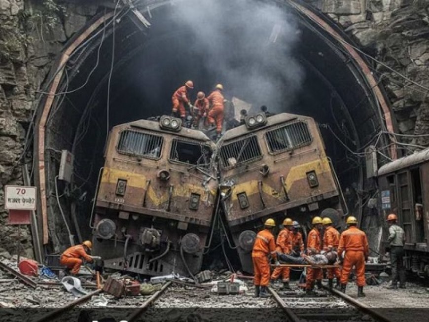 उत्तराखंड के चमोली में सुरंग के अंदर दो लोको ट्रेनों की भीषण टक्कर, 60 मजदूर घायल, सभी की हालत स्थिर।
