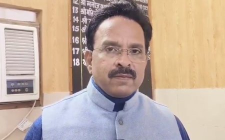 सम्भल में शाही जामा मस्जिद से सटे कब्रिस्तान भूमि विवाद पर प्रशासन का सख्त रुख, 48 लोगों को नोटिस।