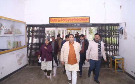 Lucknow : योगी सरकार के संकल्प को धरातल पर उतारते हुए मंत्री नरेन्द्र कश्यप ने स्पर्श दृष्टिबाधित विद्यालयों के कार्यों की समीक्षा की