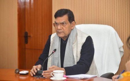 Lucknow: नगर विकास एवं ऊर्जा मंत्री ए के शर्मा ने माघ मेला की तैयारियों की वर्चुअल समीक्षा बैठक की, ड्रेनेज, विद्युत, जलापूर्ति एवं स्वच्छता व्यवस्था को चुस्त-दुरुस्त रखने के निर्देश। 