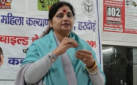Hardoi: हरदोई में महिला आयोग अध्यक्ष बबीता चौहान का बड़ा बयान, बुर्का–नकाब पर सख्त रुख, बोलीं—'घर में ज़्यादा जरूरत, यूपी सुरक्षित हाथों में'। 