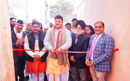 Ayodhya : अयोध्या में रामनगरी को दो नए सुलभ शौचालय समर्पित