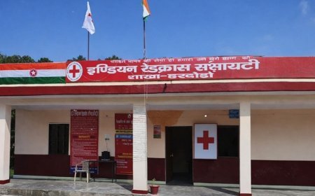 Hardoi: रेडक्रॉस की कार्यशैली पर बवाल- ठंड में सोई संस्था, राहत बाँटी नजदीकियों और चमचों को। 