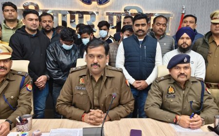 Sitapur : सीतापुर पुलिस ने जीएसटी चोरी के बड़े गिरोह का पर्दाफाश किया, 7 आरोपी गिरफ्तार, 8 लाख नकद समेत लाखों की सामग्री बरामद