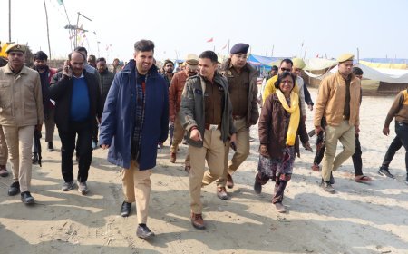 Hardoi : जिलाधिकारी और पुलिस अधीक्षक ने राजघाट मेला स्थल का निरीक्षण किया