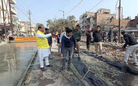 Kanpur : गोविंद नगर विधायक सुरेंद्र मैथानी ने सड़क निर्माण का किया आकस्मिक निरीक्षण