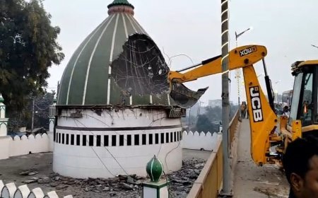 Deoria : सरकारी जमीन पर फर्जी मजार के नाम दर्ज करने के मामले में छह आरोपियों पर मुकदमा दर्ज