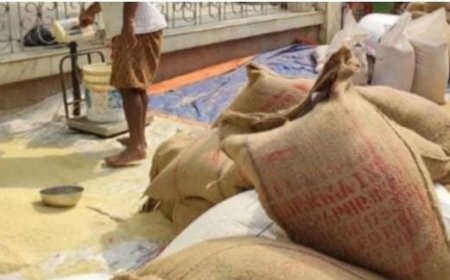 Lucknow : उत्तर प्रदेश में फरवरी 2026 से राशन में गेहूं-चावल का कोटा बदलेगा, क्षेत्र की खाद्य आदतों के अनुसार होगा बदलाव