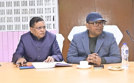 Ballia: व्यापारी संवाद कार्यक्रम का आयोजन, जीएसटी से जुड़ी समस्याओं पर हुई चर्चा। 