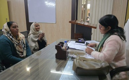 Bajpur : कनोरी ग्राम में चार एकड़ भूमि पर कब्जा हटाने की पीड़िता ने की मांग