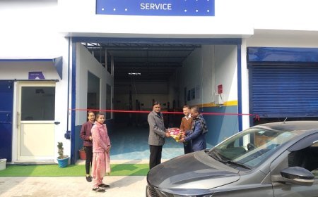 Shahjahanpur: केडी टाटा मोटर्स वर्कशॉप का भव्य उद्घाटन, ग्राहकों के लिए आकर्षक ऑफर्स की घोषणा। 