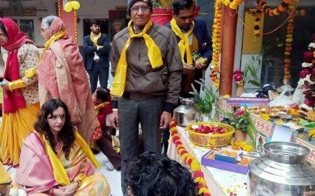 Agra : वसंत पंचमी पर श्री बाबूलाल गोयल सरस्वती विद्या मंदिर में विद्यारंभ संस्कार का भव्य आयोजन