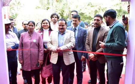 Lucknow : उत्तर प्रदेश में 16वें राष्ट्रीय मतदाता दिवस पर लखनऊ में राज्य स्तरीय कार्यक्रम, मुख्य निर्वाचन अधिकारी नवदीप रिणवा ने किया शुभारंभ