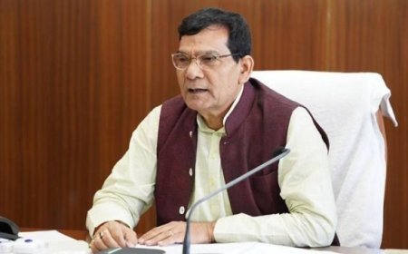 Lucknow : नगर विकास एवं ऊर्जा मंत्री ए.के. शर्मा ने गणतंत्र दिवस की पूर्व संध्या पर सभी को दी शुभकामनाएं