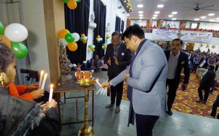 Hathras : 16वें राष्ट्रीय मतदाता दिवस पर भव्य कार्यक्रम, 'My India, My Vote' थीम के तहत जागरूकता