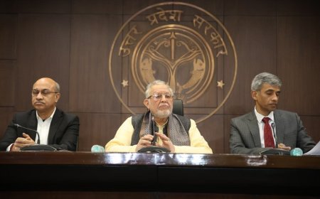 Lucknow: मंत्री सुरेश खन्ना की प्रेसवार्ता- 119 उच्चस्तरीय बैठकों के बाद हुए 31 एमओयू, डेटा सेंटर, ग्रीन एनर्जी और मैन्युफैक्चरिंग में बड़ा निवेश।  