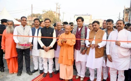 Gorakhpur : ’बीमारू’ से अब ‘ब्रेकथ्रू’ राज्य की पहचान बनी है, यूपी की नई पहचान बर्दाश्त नहीं कर पा रहे जातिवादी, परिवारवादी: सीएम योगी