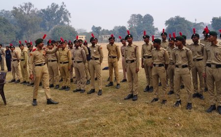 Lucknow : यातायात के 'रक्षक' बनेंगे युवा, परिवहन विभाग ने स्काउट्स और एनसीसी कैडेट्स को सिखाए सड़क सुरक्षा के गुर