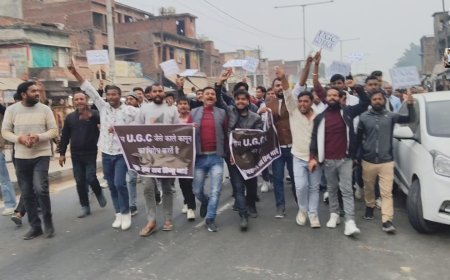 Raebareli : रायबरेली के हरचंदपुर ब्लॉक में यूजीसी नियमों के खिलाफ सवर्ण समाज का प्रदर्शन