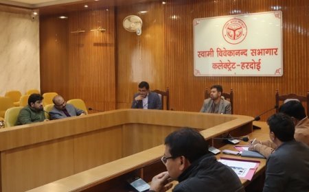 Hardoi: दिव्यांग मतदाताओं के पंजीकरण व सुगम मतदान व्यवस्था को लेकर जिला स्तरीय मॉनीटरिंग समिति की बैठक सम्पन्न। 