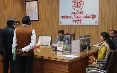 Hardoi: जन सुनवाई में 66 शिकायतें प्राप्त, जिलाधिकारी ने त्वरित एवं गुणवत्तापूर्ण निस्तारण के दिए निर्देश। 