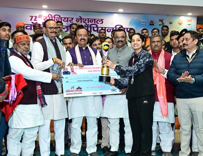 Varanasi : महिला वर्ग में केरल व पुरुष में रेलवे में ओवर आल चैंपियन का खिताब, आठ दिवसीय 72वीं सीनियर नेशनल वॉलीबॉल चैंपियनशिप का समापन