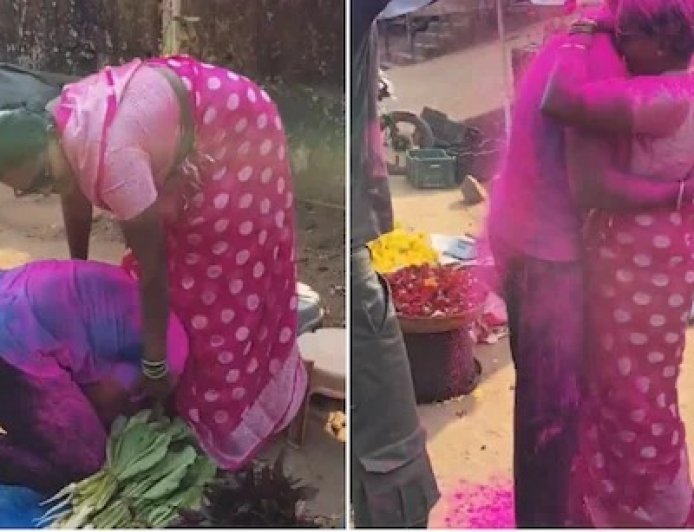 सिंधुदुर्ग के पिंगुली गांव से वायरल हुआ भावुक वीडियो, बेटे ने मां के पैर छूकर CRPF जवान बनने की दी खुशखबरी। 