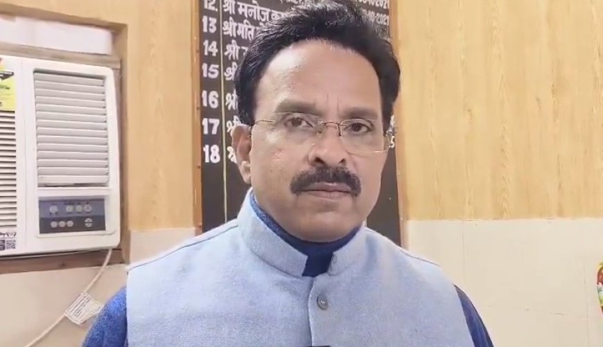 सम्भल में शाही जामा मस्जिद से सटे कब्रिस्तान भूमि विवाद पर प्रशासन का सख्त रुख, 48 लोगों को नोटिस।