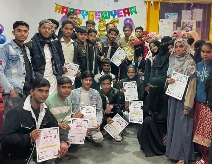 Sitapur : लहरपुर में एफआईसीटी कम्प्यूटर अकादमी का वार्षिक उत्सव संपन्न, 36 छात्रों को प्रमाण पत्र वितरित