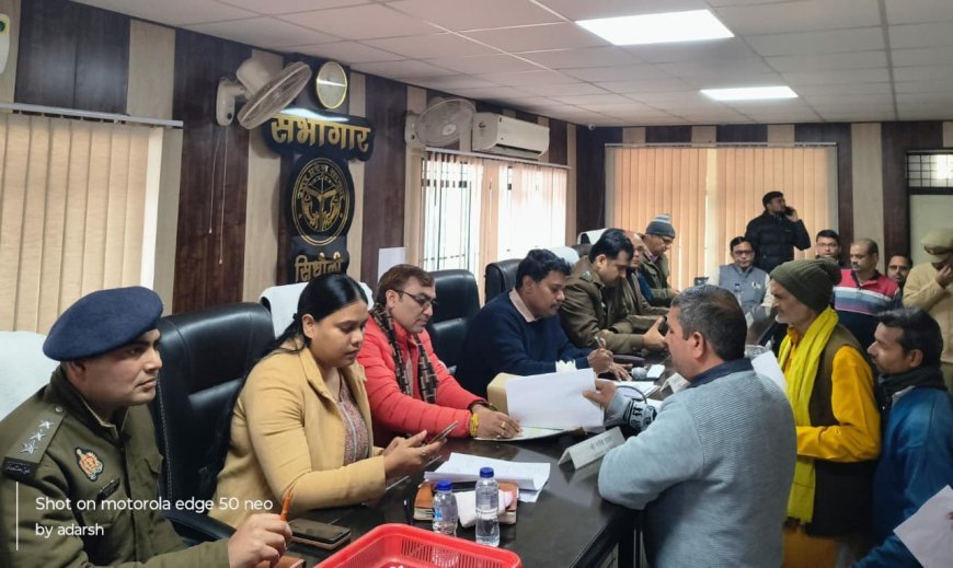 Sitapur : सीतापुर की सभी तहसीलों में सम्पूर्ण समाधान दिवस आयोजित, जनशिकायतों का त्वरित निस्तारण