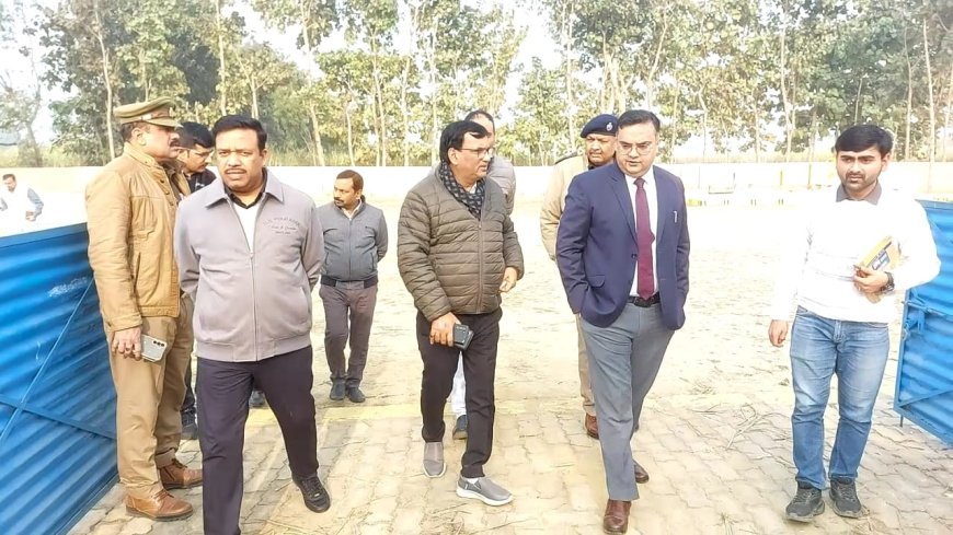 Bahraich : खुटेहना पार्क, ओपन जिम और शहीद स्मारक का डीएम-एसपी ने किया निरीक्षण, मिनी स्टेडियम भूमि का भी अवलोकन