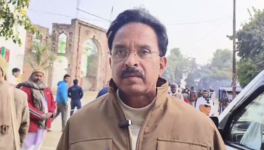 Sambhal: दादा मियां की जियारत पर प्रशासन की सख्त नजर, 15 दिन में हटाने के निर्देश। 