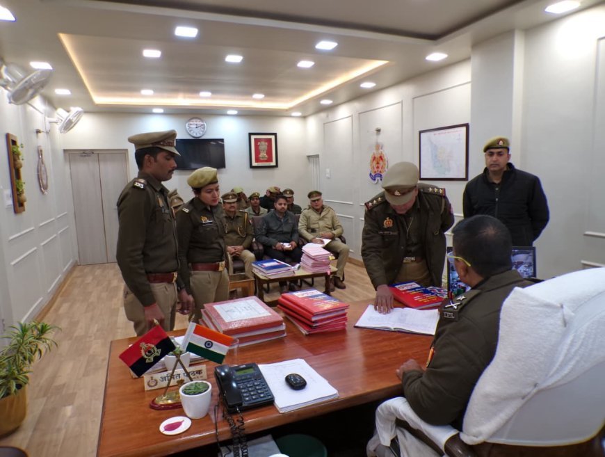 Balrampur : मिशन शक्ति अभियान में लापरवाही पर सख्ती- आईजी ने थाना प्रभारी के खिलाफ जांच और प्रभारी को निलंबित करने के दिए निर्देश