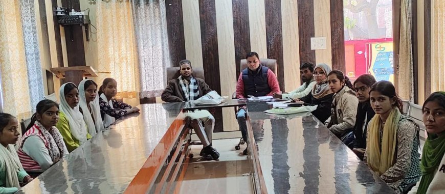 Sitapur : इमलिया सुल्तानपुर में प्रेरणा पिच सत्र, न्याय और समानता पर हुई गहन चर्चा