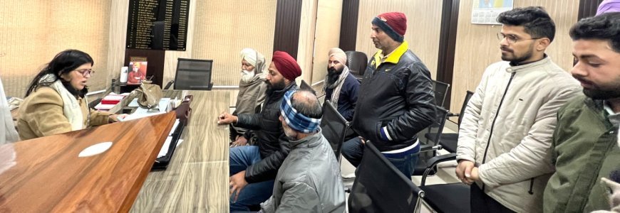 Uttrakhand : बेरिया दौलत में अंग्रेजी शराब ठेके को बंद कराने की मांग