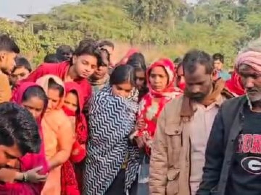 Sultanpur : सुल्तानपुर में 12 दिनों से लापता युवक का शव सूखे तालाब में मिला, पोस्टमार्टम के लिए भेजा गया