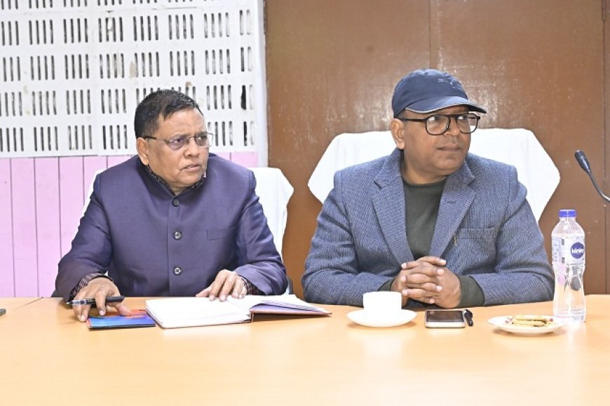 Ballia: व्यापारी संवाद कार्यक्रम का आयोजन, जीएसटी से जुड़ी समस्याओं पर हुई चर्चा। 