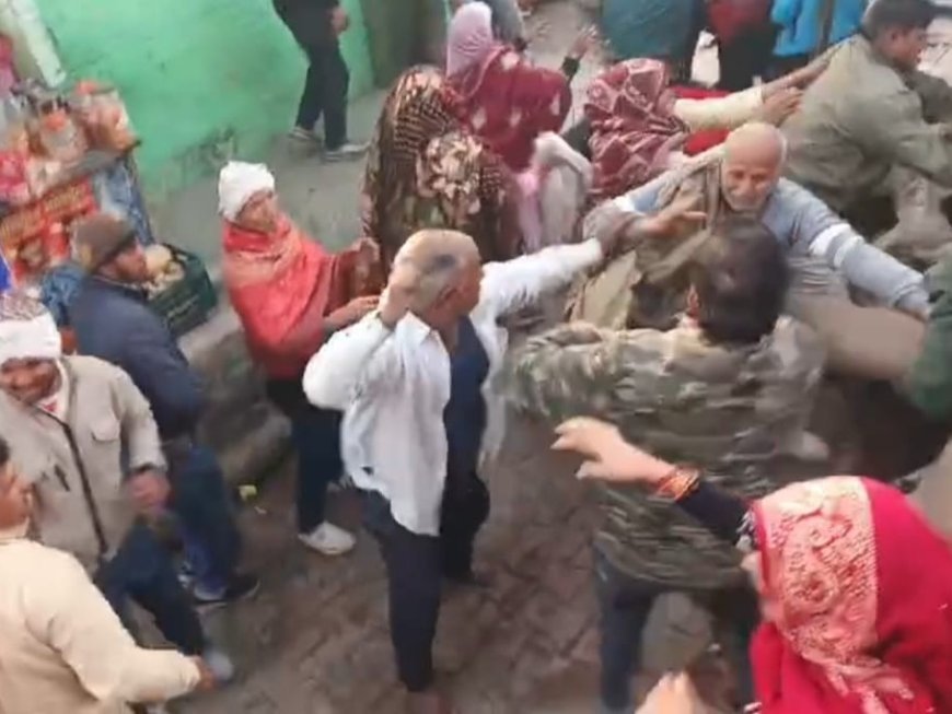 Hathras : हाथरस के बालापट्टी में दो समुदायों के बीच हिंसक झड़प, कई घायल