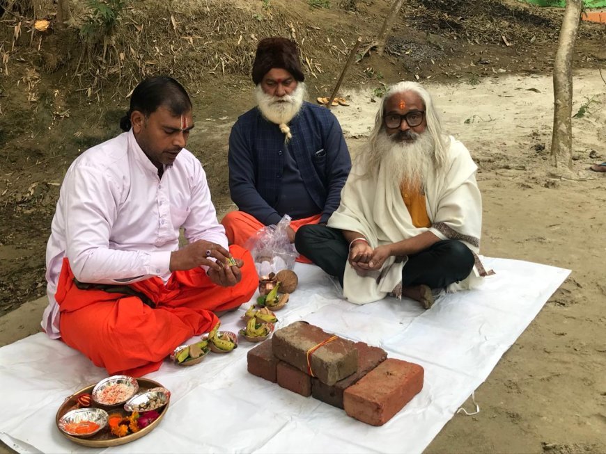 Hardoi : धोबिया तपोवन आश्रम के प्राकृतिक जलस्रोत का संरक्षण शुरू, पांडवों ने अज्ञातवास के समय यहां कुछ दिन बिताये थे