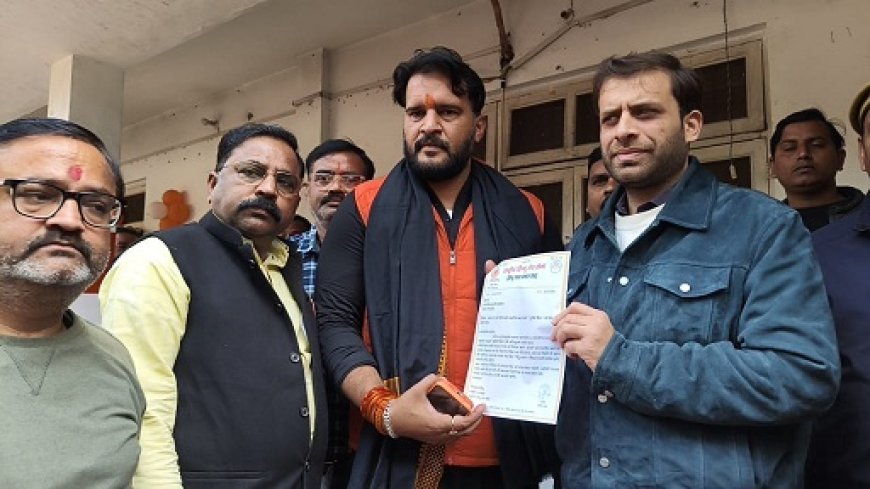 Sitapur: यूजीसी एक्ट 2026 के विरोध में विशाल प्रदर्शन, राष्ट्रपति को संबोधित ज्ञापन सौंपा गया।