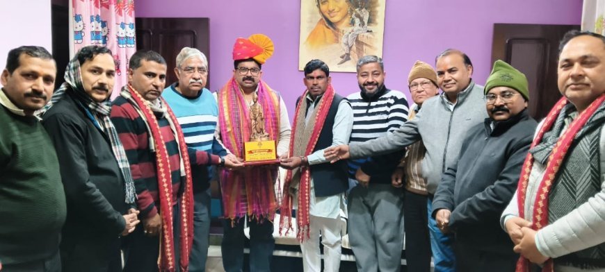 Deoband : देवबंद में विपिन त्यागी एडवोकेट को माँ त्रिपुर बाला सुंदरी देवी मेला का चेयरमैन बनाए जाने पर सम्मान