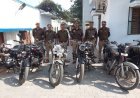 Hathras: मॉडिफाइड साइलेंसर के खिलाफ विशेष अभियान, 8 बाइक सीज।