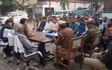 Sambhal : महाशिवरात्रि व शब-ए-बारात को लेकर सम्भल में पीस कमेटी की बैठक, शांति-सौहार्द से त्योहार मनाने की अपील