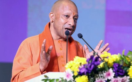 Lucknow : कानून के राज में ट्रस्ट, ट्रांसफॉर्मेशन और टाइमली डिलीवरी बनी यूपी की पहचान- सीएम योगी