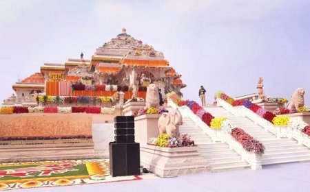 राष्ट्रपति द्रोपदी मुर्मू 19 मार्च को राम मंदिर के गर्भगृह में राम यंत्र स्थापित करेंगी, परकोटे में ध्वजारोहण भी होगा। 