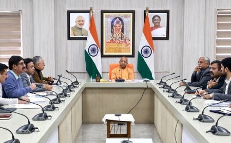 Lucknow: लंबित आवास मामलों के निस्तारण हेतु ‘एकमुश्त समाधान योजना’ लागू करें-  मुख्यमंत्री