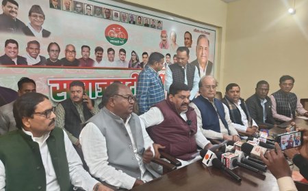 Barabanki : समाजवादी पार्टी ने एसआईआर फार्म 7 के दुरुपयोग का लगाया आरोप, हेल्पलाइन नंबर जारी