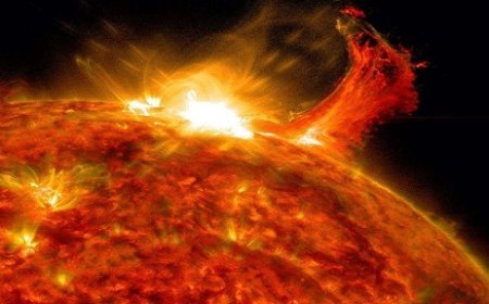 सूर्य में भारी हलचल, फरवरी 1 से लगातार शक्तिशाली सोलर फ्लेयर्स जारी, ISRO-NASA ने रेडियो ब्लैकआउट और ग्रिड प्रभाव की चेतावनी दी। 