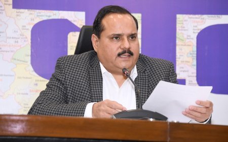 Lucknow : उत्तर प्रदेश में मतदाता सूची विशेष गहन पुनरीक्षण की तिथियां बढ़ाई गईं, अब इस तारीख तक किये जा सकेंगे दावे और आपत्तियां