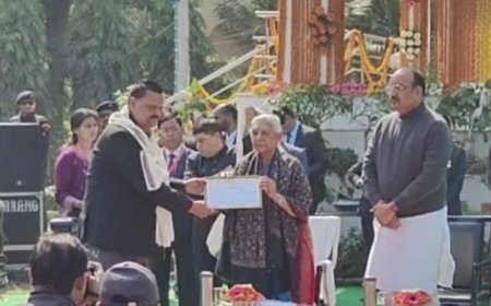 Hardoi : किसान सम्मान- हरदोई के कृषकों ने जीते 11 पुरस्कार, प्रदर्शनी में दिखाई अपनी उत्कृष्ट उपज की झलक, ओमप्रकाश मौर्य ने हासिल किए सर्वाधिक 7 पुरस्कार